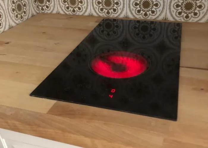 Grandma's House In Lisbon بيت للعطل *